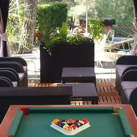 La Cigalière Hotel Le Beausset